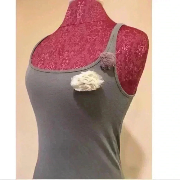 J Crew Womans Top Size small Gray Floral Tank - Picture 8 of 9